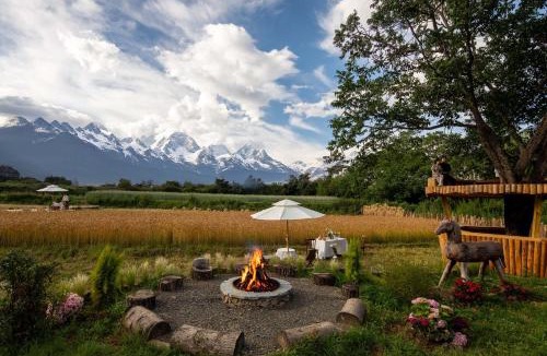 Baisha Old Town Hotel | LiJiang Mountain Spring Resort