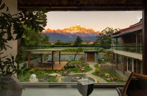 Baisha Old Town Hotel | LiJiang Mountain Spring Resort