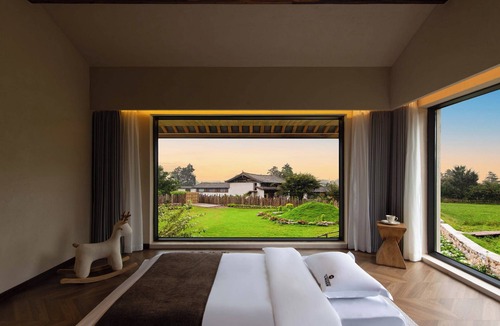 Baisha Old Town Hotel | LiJiang Mountion Spring Resort