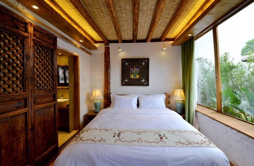 Shuhe Old Town Hotel | Lijiang Seven Island Resort
