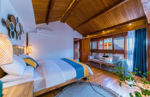 Shuhe Old Town Hotel | LiJiang Sunshine Garden Villa