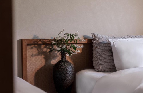 Shangri-La Hotel | Linden Centre Benzilan