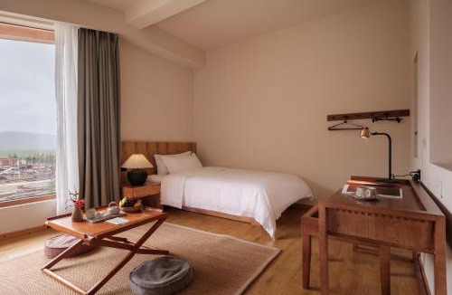 Shangri-La Hotel | Linden Centre Naada