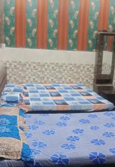 Mathura House | Little KANHA ji PG 10 Room82798s58346 Hotal, also taxi and Activa rent