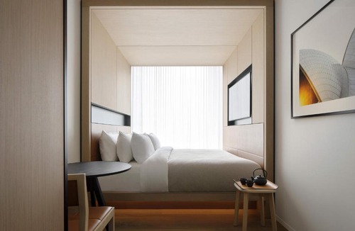 Sydney Central Business District Hotel | Little National Hotel Sydney