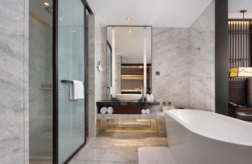 Chengzhong District Hotel | LiuZhou Imperial Dragon Bay Purejoy Hotel