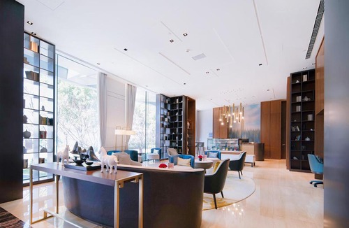 Pudong Hotel | LJZ Supreme Tower Hotel