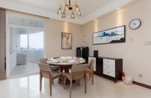 Donghu District Apartment | Locals Apartment House 01
