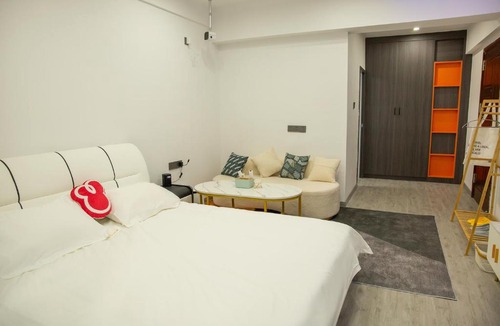 Chikan District Apartment | Locals Apartment House 43