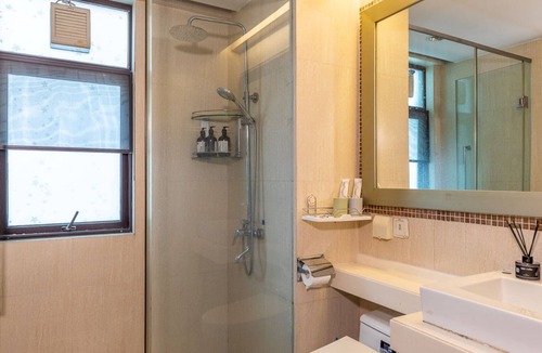 Xiangzhou District Apartment | Locals Boutique Apartment Huafa Plaza 34