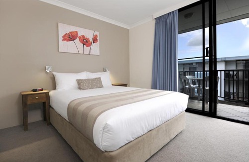 South Perth Apartment | Lodestar Waterside Apartments