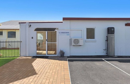 Warrnambool Apartment | Logans Beach Apartments - Lil Greenviews