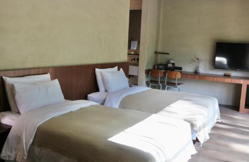 Shapotou District Hotel | LOSTVILLA(Zhongwei Yellow River Dormitory)