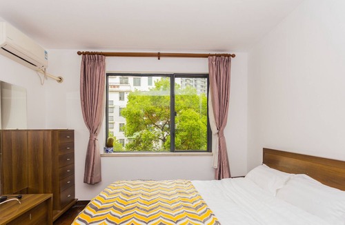 Jing'an Apartment | Lovely @3BDRS apartment in Putuo, Shanghai