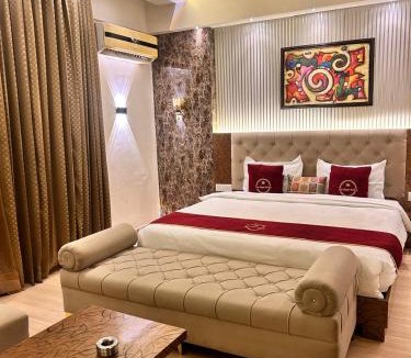 Gomti Nagar Apartment | Lucknow express by origin Suites DLF MY PAD near Gomti Nagar Railway Station Lucknow