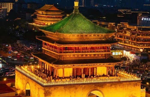 Xi’an City Center Apartment | Lucky Designer Residence Near Bell Tower & City Wall