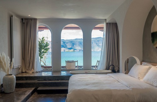 Lugu Lake - Ninglang Hotel | Lugu Lake And share resort hotel