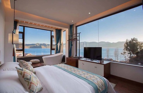 Lugu Lake - Yanyuan Hotel | Lugu Lake Yunshang Holiday Hotel
