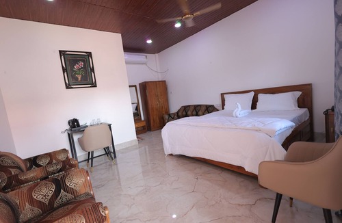 Sualkuchi Hotel | LUIT BLUE HOMESTAY & RESORTS