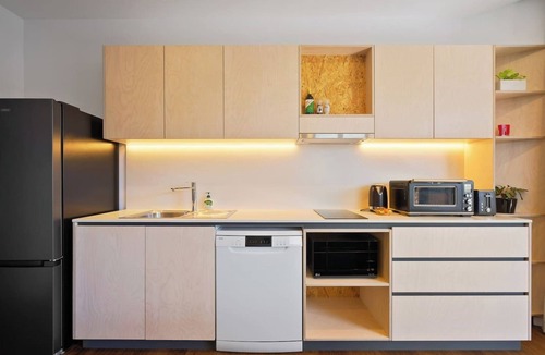 Kirribilli Apartment | Luna Glow Harbourside Escape near Sydneys Icons