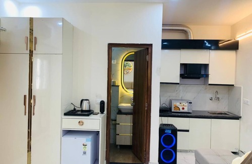 Greater Noida Apartment | Luxurious studio Near Expo Mart in Greater Noida