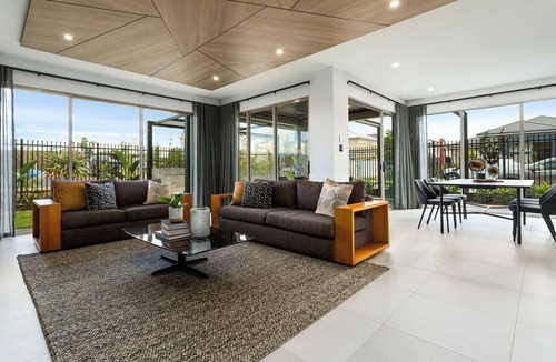 Marsden Park Villa | Luxury 4BR Retreat with Pool & Private Jacuzzi