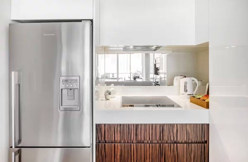 Darling Harbour Apartment | Luxury Apartment Overlooking City and Darling Harbour