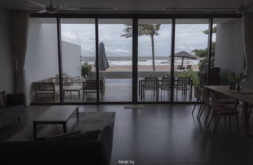 Phuoc Thuan Villa | Luxury Beachfront villa - 3BR w private pool and outdoor BBQ