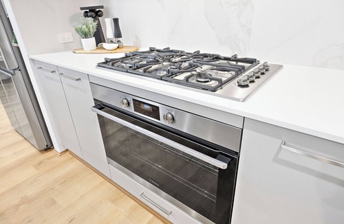 Victoria Park House | Luxury, Location, and Step-Free Ease — All in One.