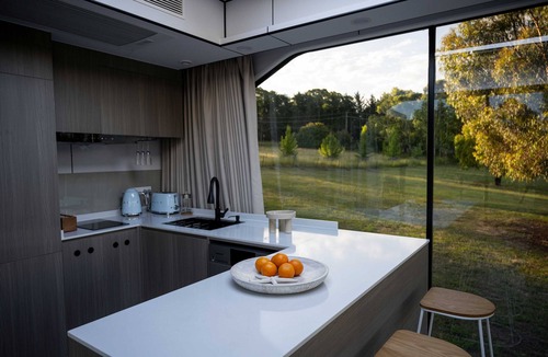 Orange East House | Luxury Private Pod in Orange Wine Country