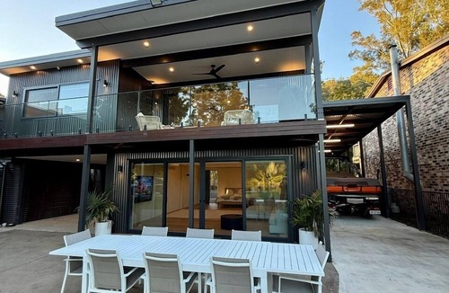 Lower Macdonald House | Luxury Riverfront Retreat with Private Boat Ramp - Sleeps 10
