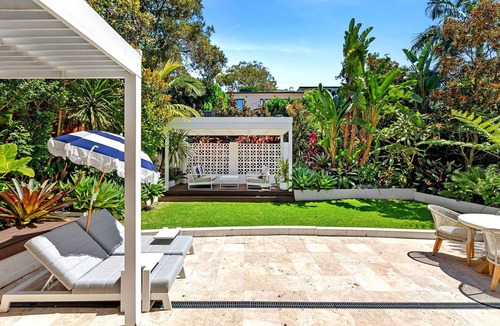 Mosman House | Luxury Villas Balmoral Luxe Escape (Walk to Beach)