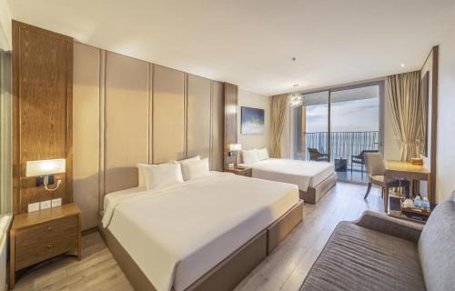 Tran Phu Beach Apartment | LYN Premier Studio Panorama Nha Trang