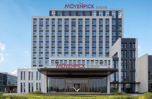 Dongxing District Hotel | Mövenpick by Accor Neijiang