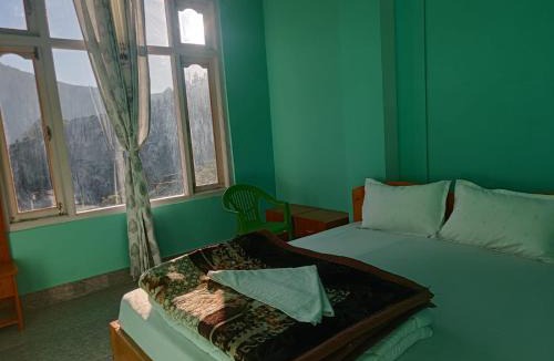 Bomdila House | M C P Homestay