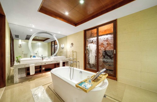 Huashan District Hotel | Ma'anshan Haiwaihai Hotel