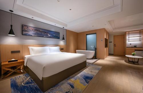 Shinan District Hotel | Madison Hotel Qingdao Central May Fourth Square