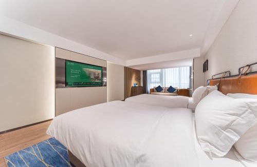 Wuhan Hotel | Madison Hotel Wuhan Living Room Polar Ocean World