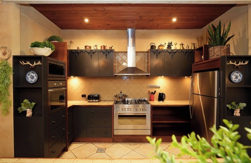 Emerald House | Magical Hideaway in the Hills of Emerald