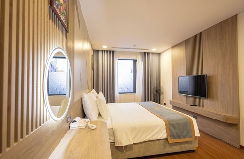 Ninh Binh Hotel | Mai Lakeside Hotel Ninh Binh