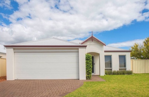 Geographe House | *Mainsail Views- Free WIFI*