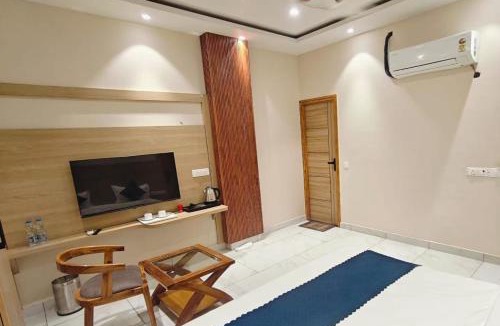 Siana Hotel | Mandonas
