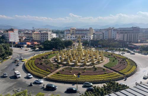 Mangshi Hotel | Mangshi Dai Elephant Mansion Hotel