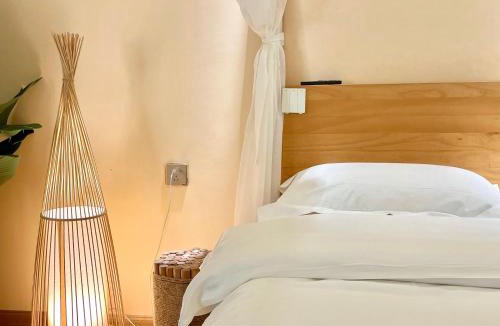 Mangshi Hotel | Mangshi Dai Elephant Mansion Hotel