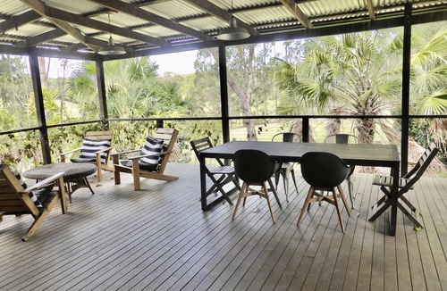 Tinonee Cottage | Mansfield on the Manning Wattle Cottage- country cottage on riverfront property