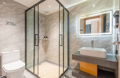 Pazhou Residential District Hotel | Mant International Hotel Ancient Whampoa Anchorage Scenic Spot Canton Fair Complex Branch