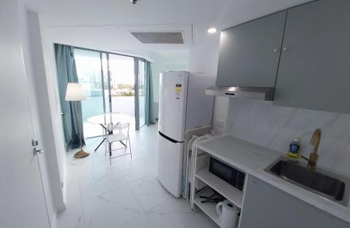 Surfers Paradise Hotel | Mantra Legends Hotel