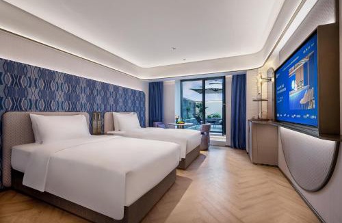 Liangshan Yi Hotel | Manxin Hotel Xichang Qionghai 17 Degree Torch Square