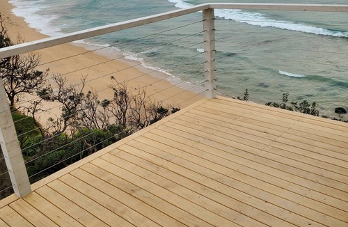 Manyana House | Manyana - Absolute Beachfront Cottage