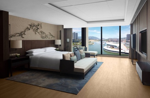 Lingshui County Hotel | Marriott Resort Xiangshui Bay